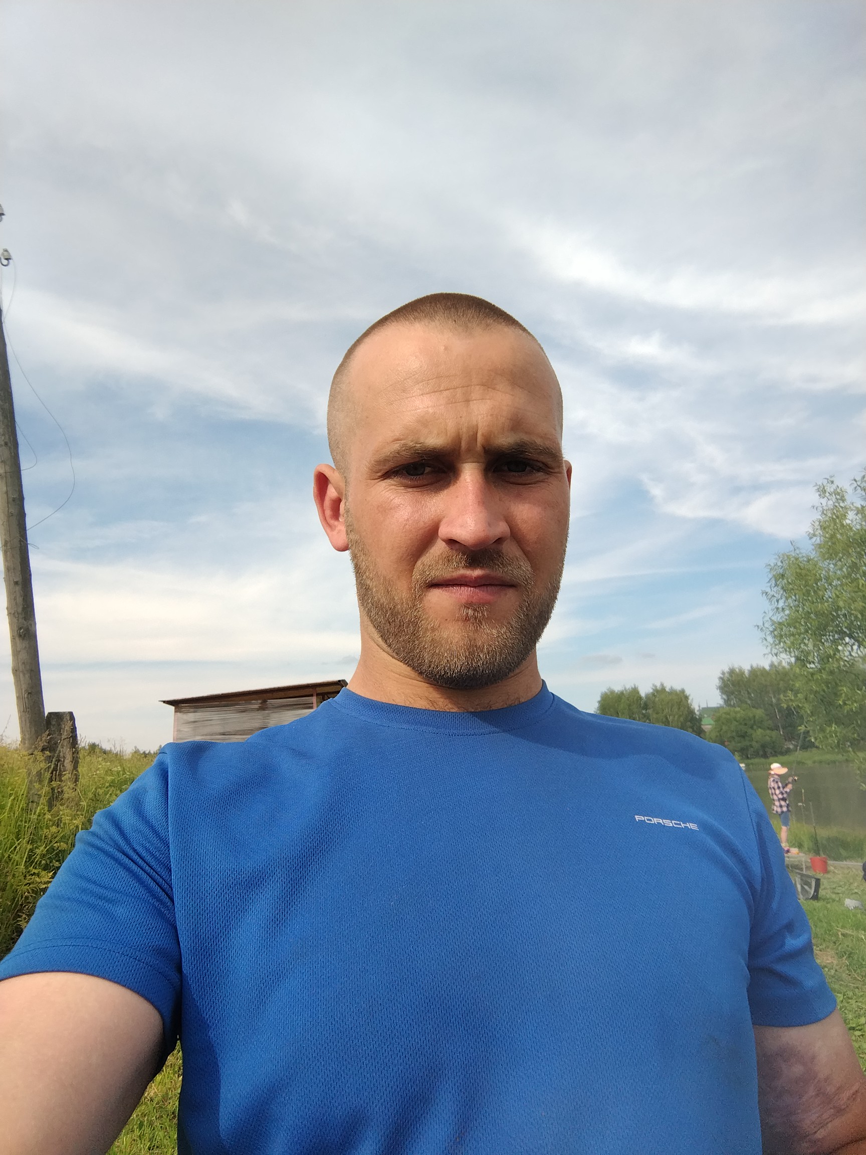 Влад Михайлов