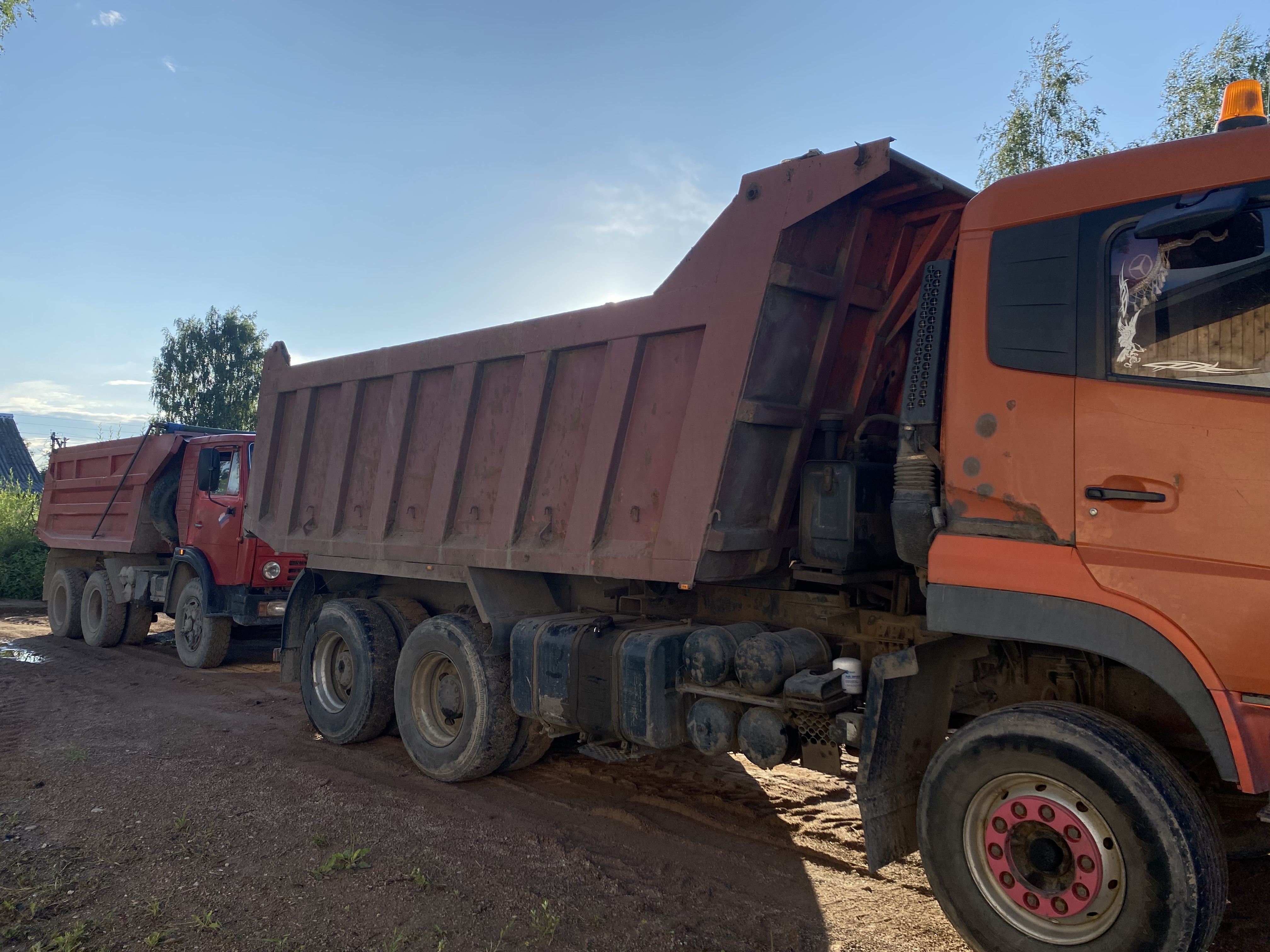 Аренда самосвалов 10 и 20 кубов