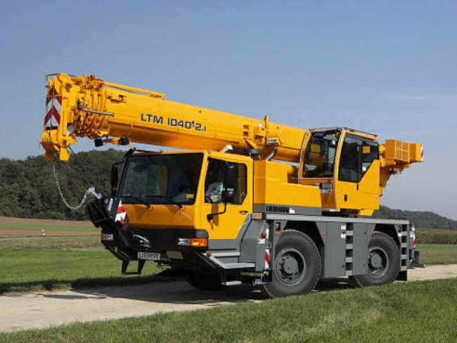 Автокран 40 тонн Liebherr-LTM-1040