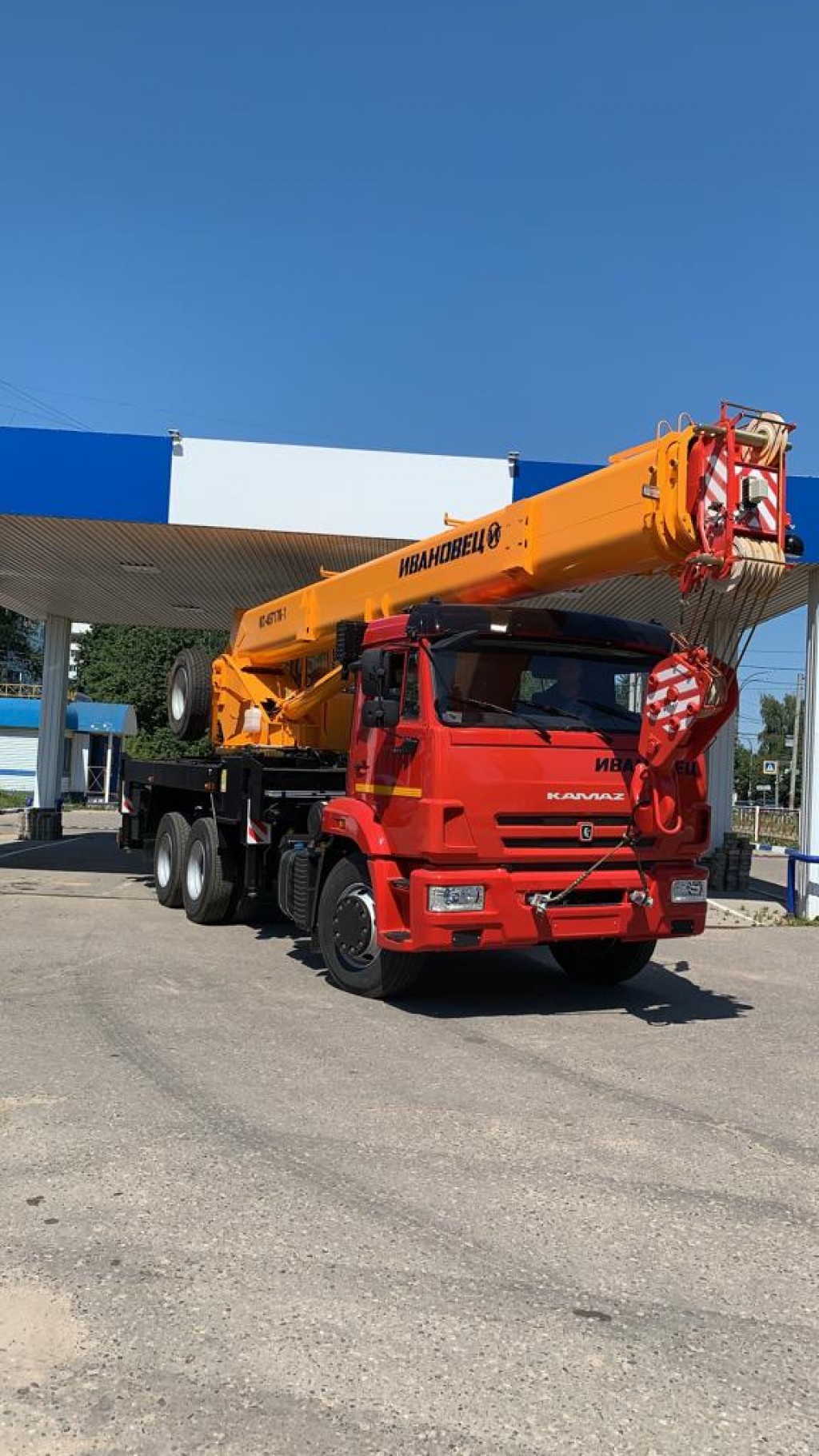 Автокран Ивановец 25 т