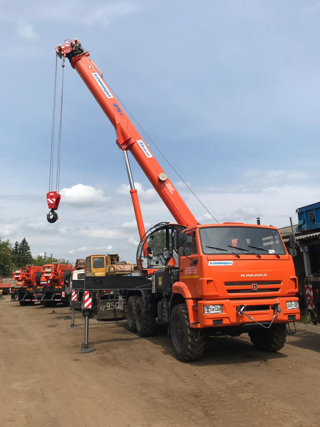 Автокран Камаз вездеход 25 тонн