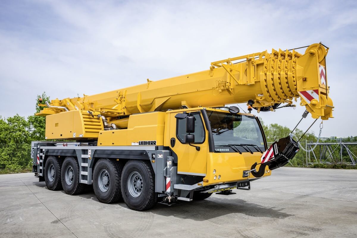 Автокран Liebherr 100т в аренду