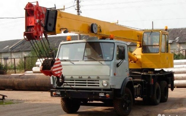 Автокраны 25-32 тонны