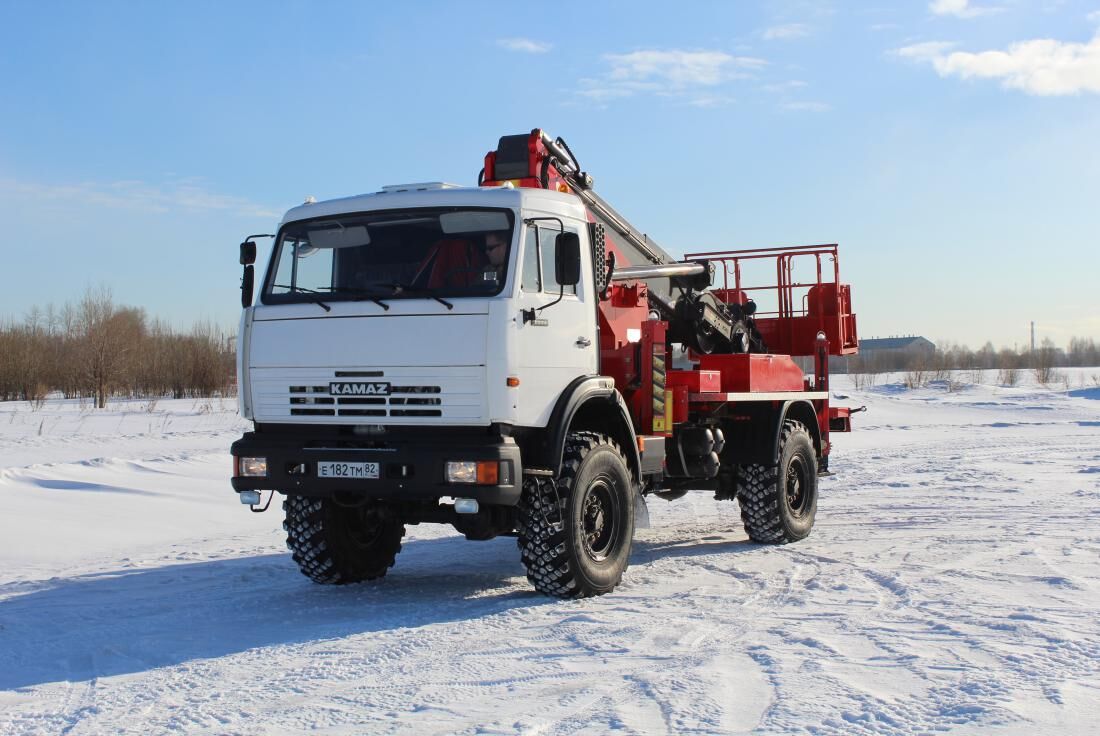 Автовышка 30 м вездеход