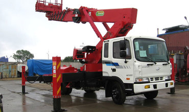 Автовышка на базе шасси HYUNDAI HD120