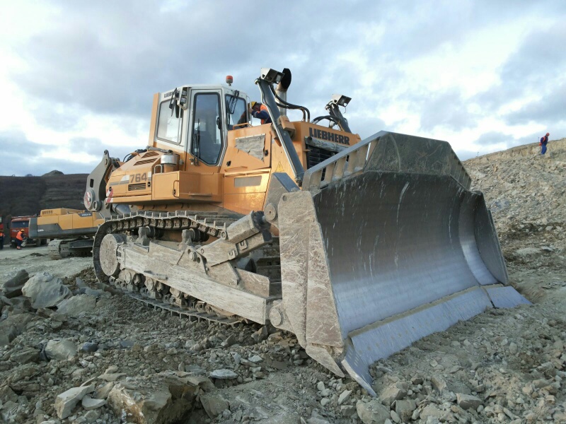 Бульдозер Liebherr PR764