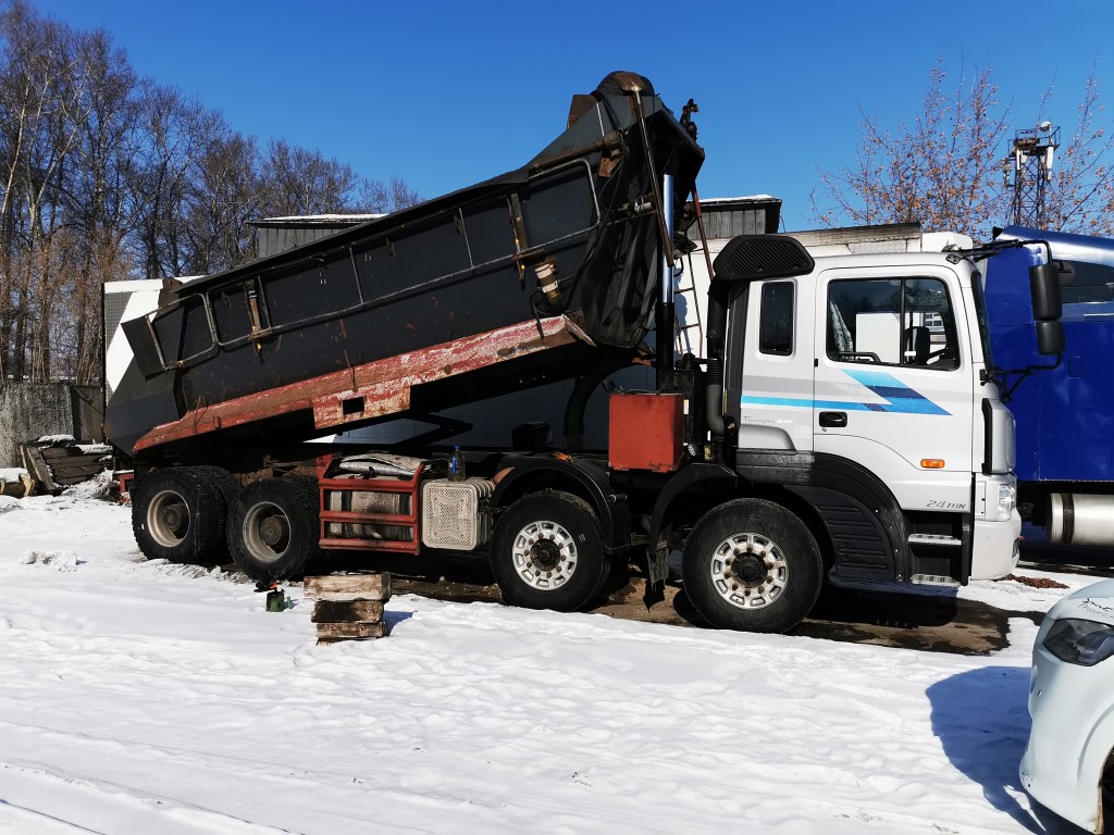 Услуги самосвала от собственника СВЕТОЗАР