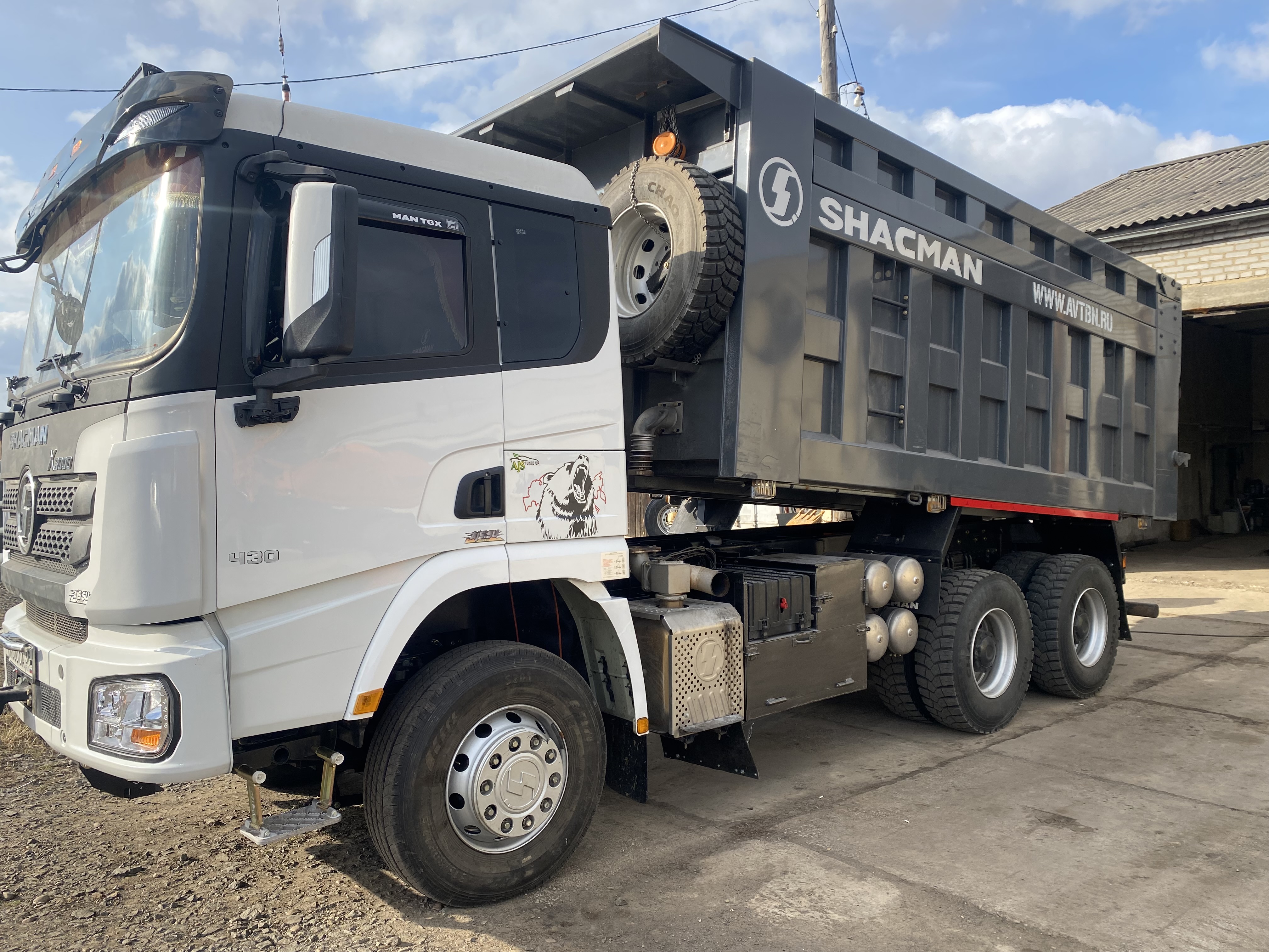 Услуги самосвала, углевоз, зерновоз с прицепом