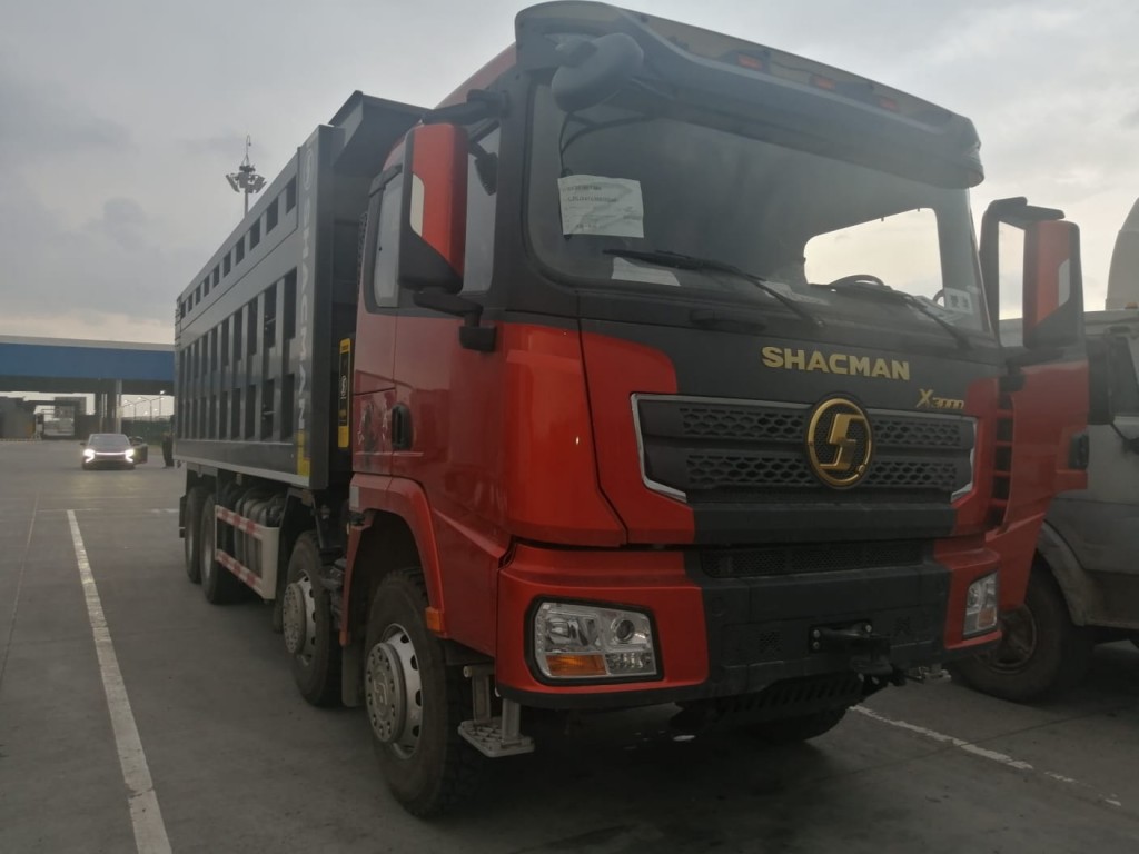 Услуги самосвала 40 тонн