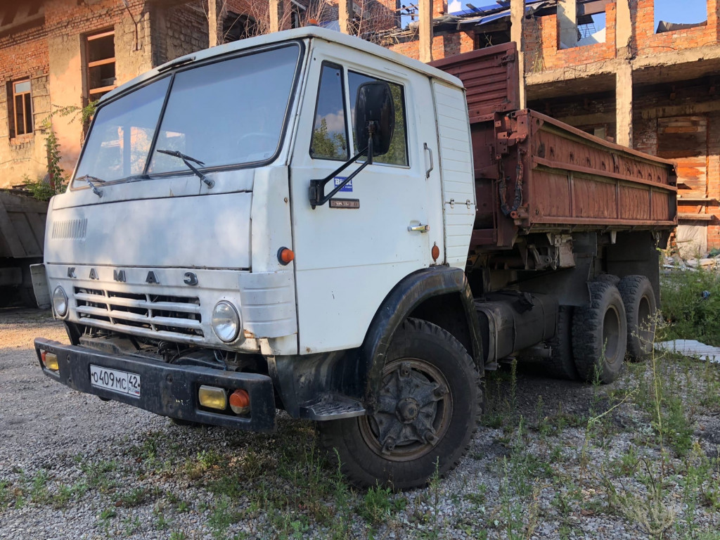 Перевозка сыпучих грузов. Самосвал услуги.