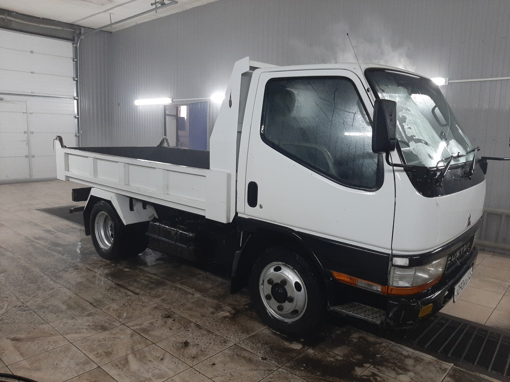 Самосвал. Перевозка стройматериалов, грузов.