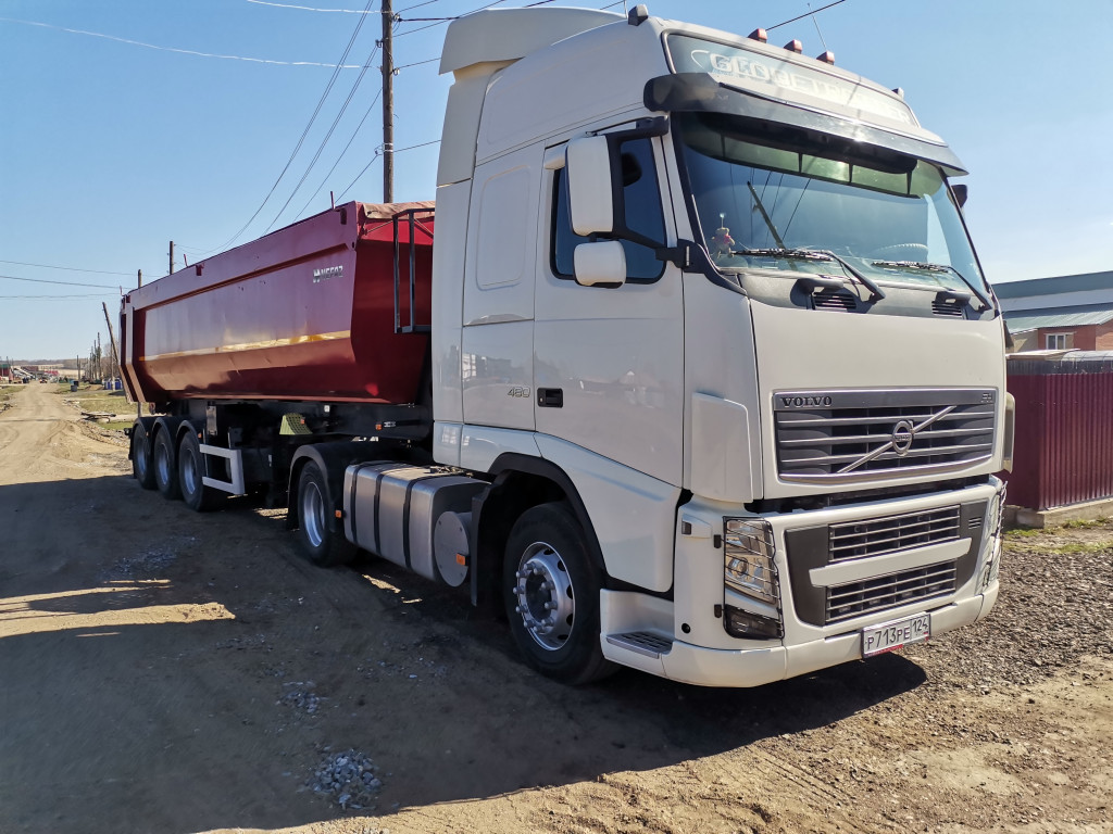 Самосвалы тонары. Услуги по перевозкам.