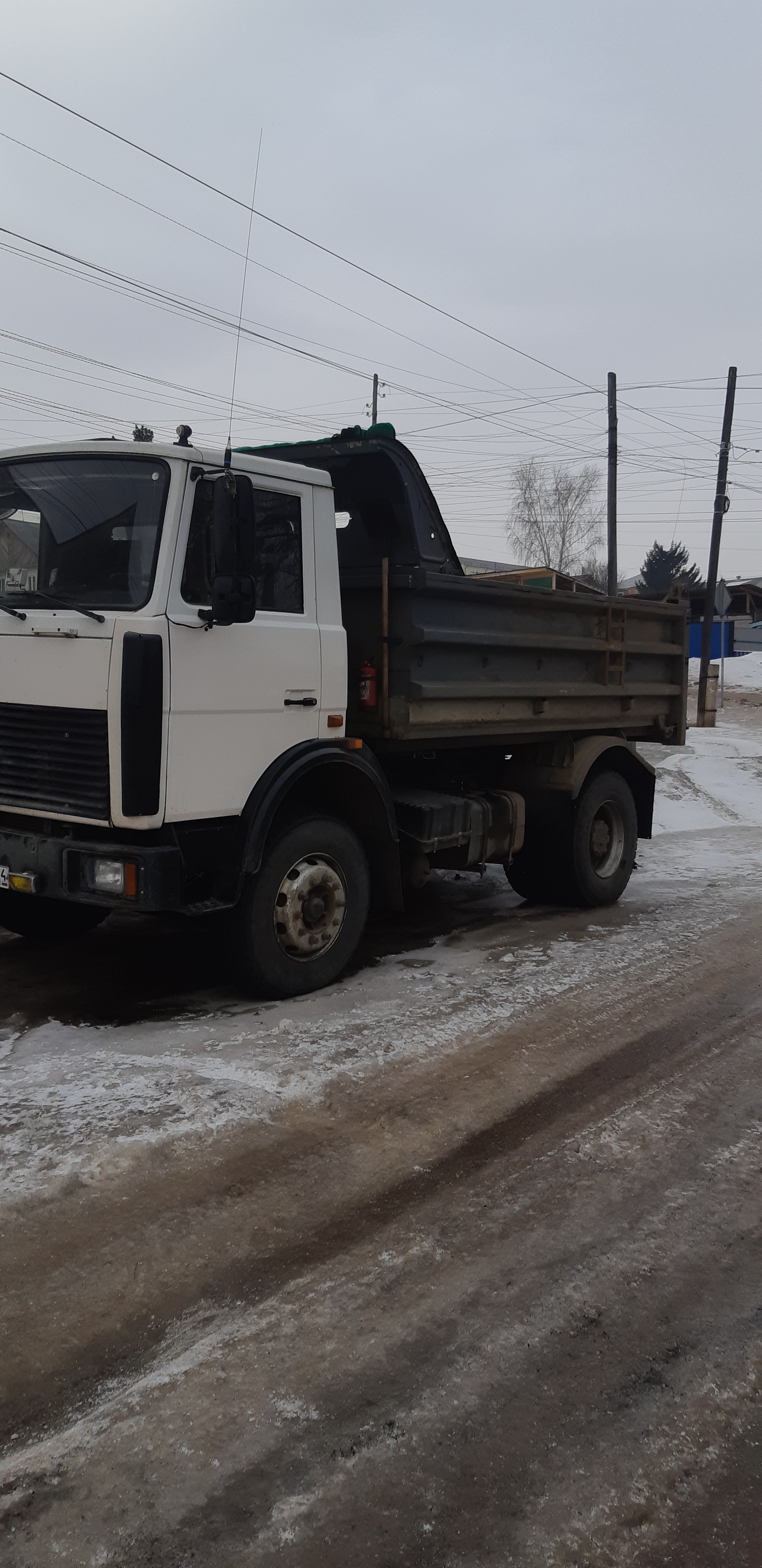 Перевозка сыпучих грузов самосвалом