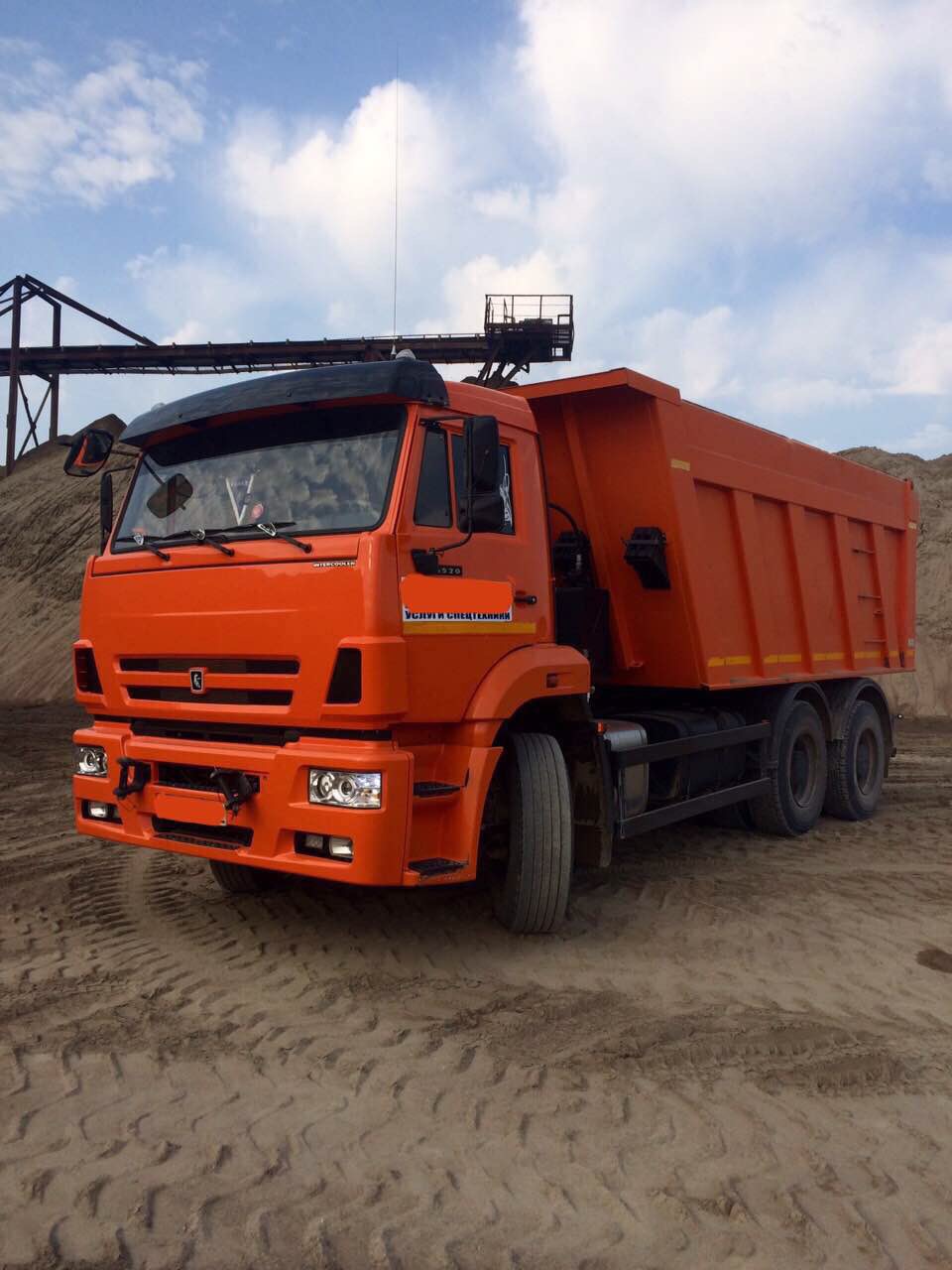 Услуги самосвалов от собственника Михаил