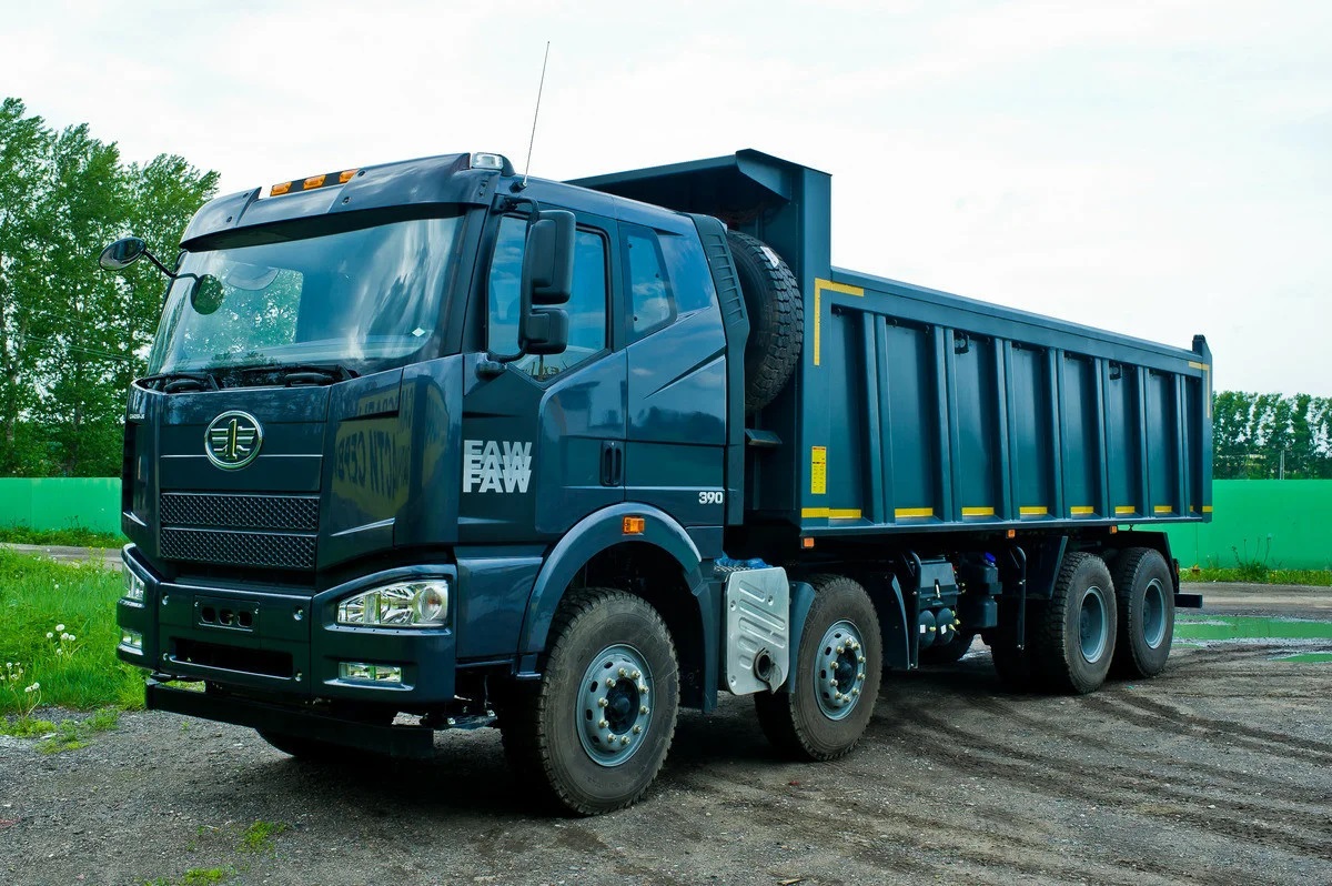 Услуги перевозок груза до 25 тонн самосвалами.