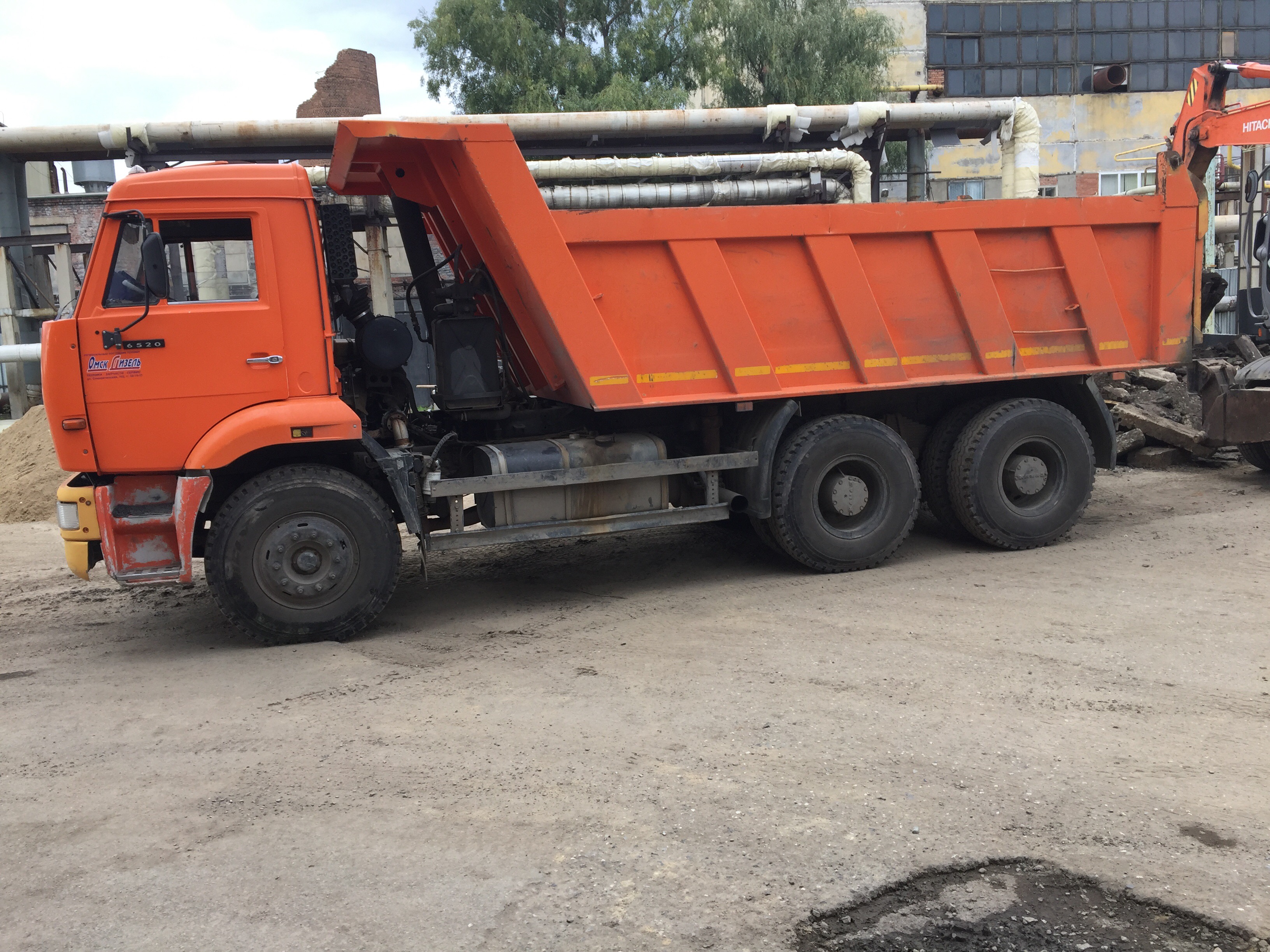 Услуги спецтехники самосвал 20 тон