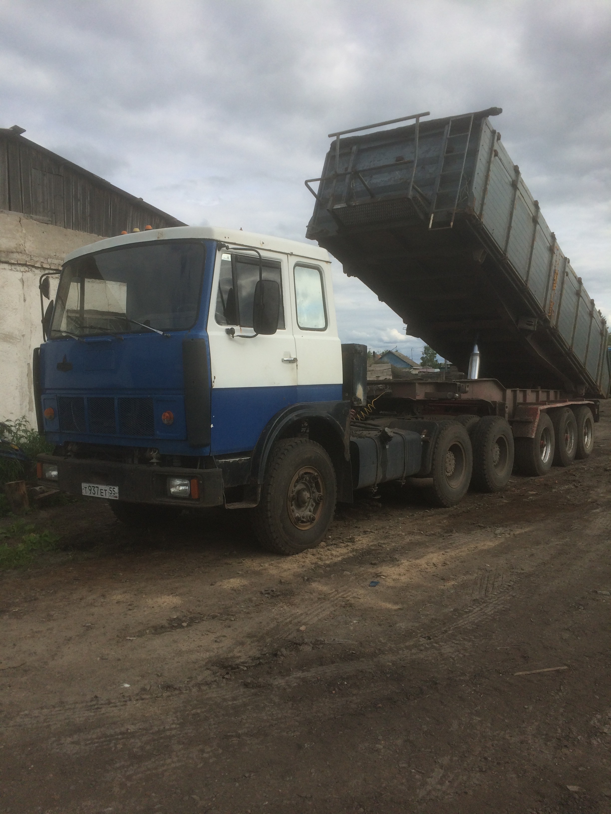 Самосвал аренда, услуги. Перевозка грузов