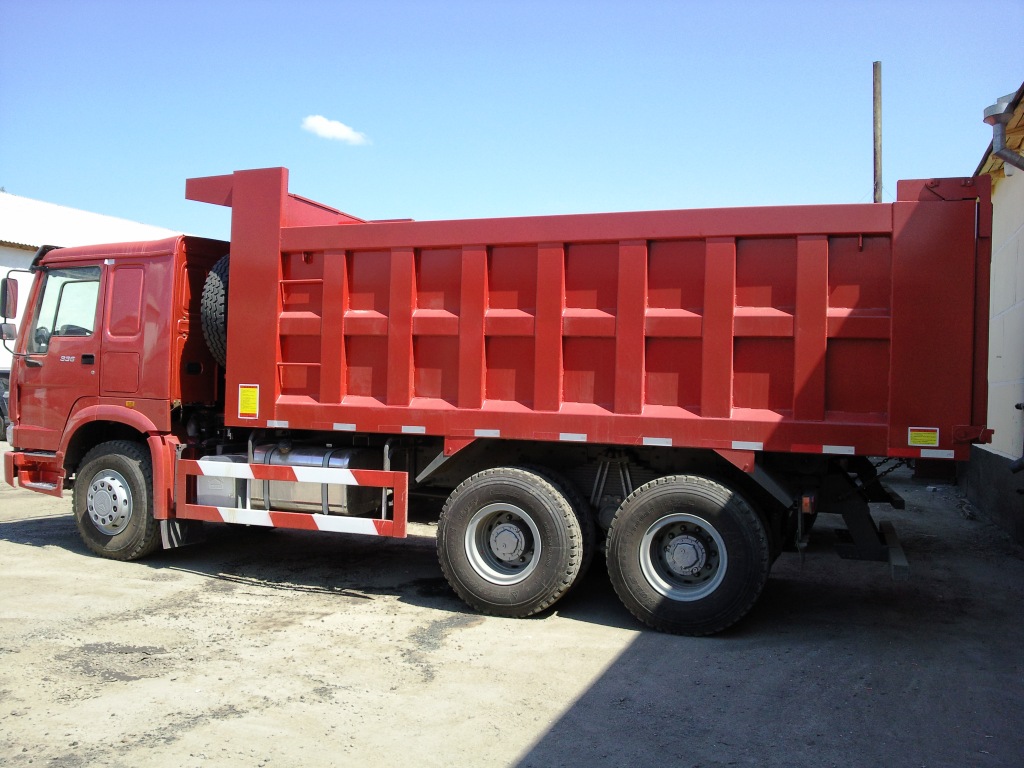 Аренда самосвала HOWO. Перевозка грузов.