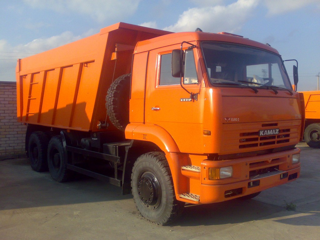 Ищу работу на собственном самосвале.