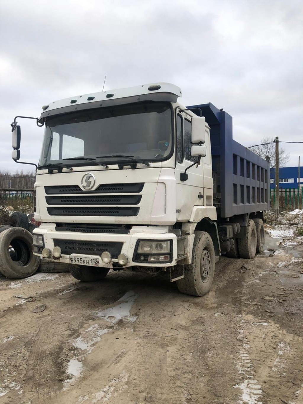 Аренда самосвал. Перевозка грузов.