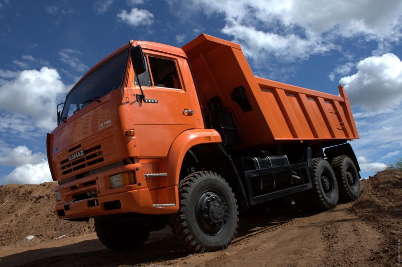 Аренда самосвалов 15тонн Камаз