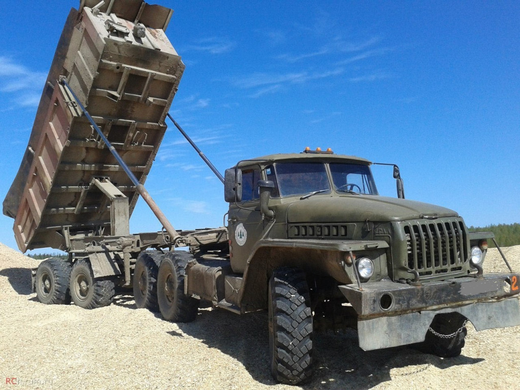 Самосвал услуги. Перевозка сыпучих грузов.