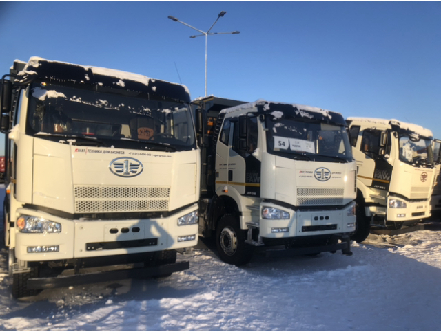 Самосвалы для перевозки сыпучих грузов 3 единицы