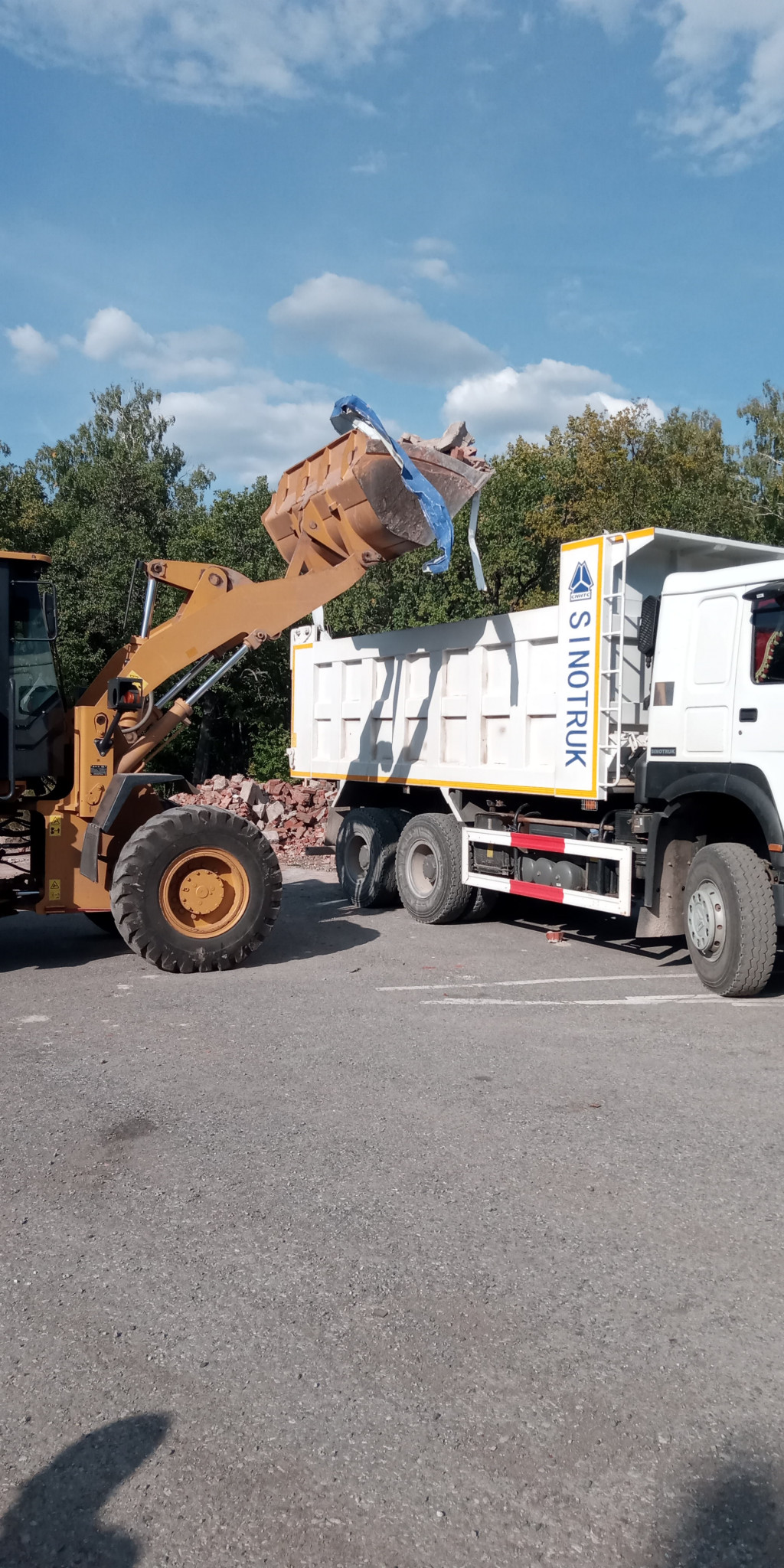 Самосвал от собственника Евгений