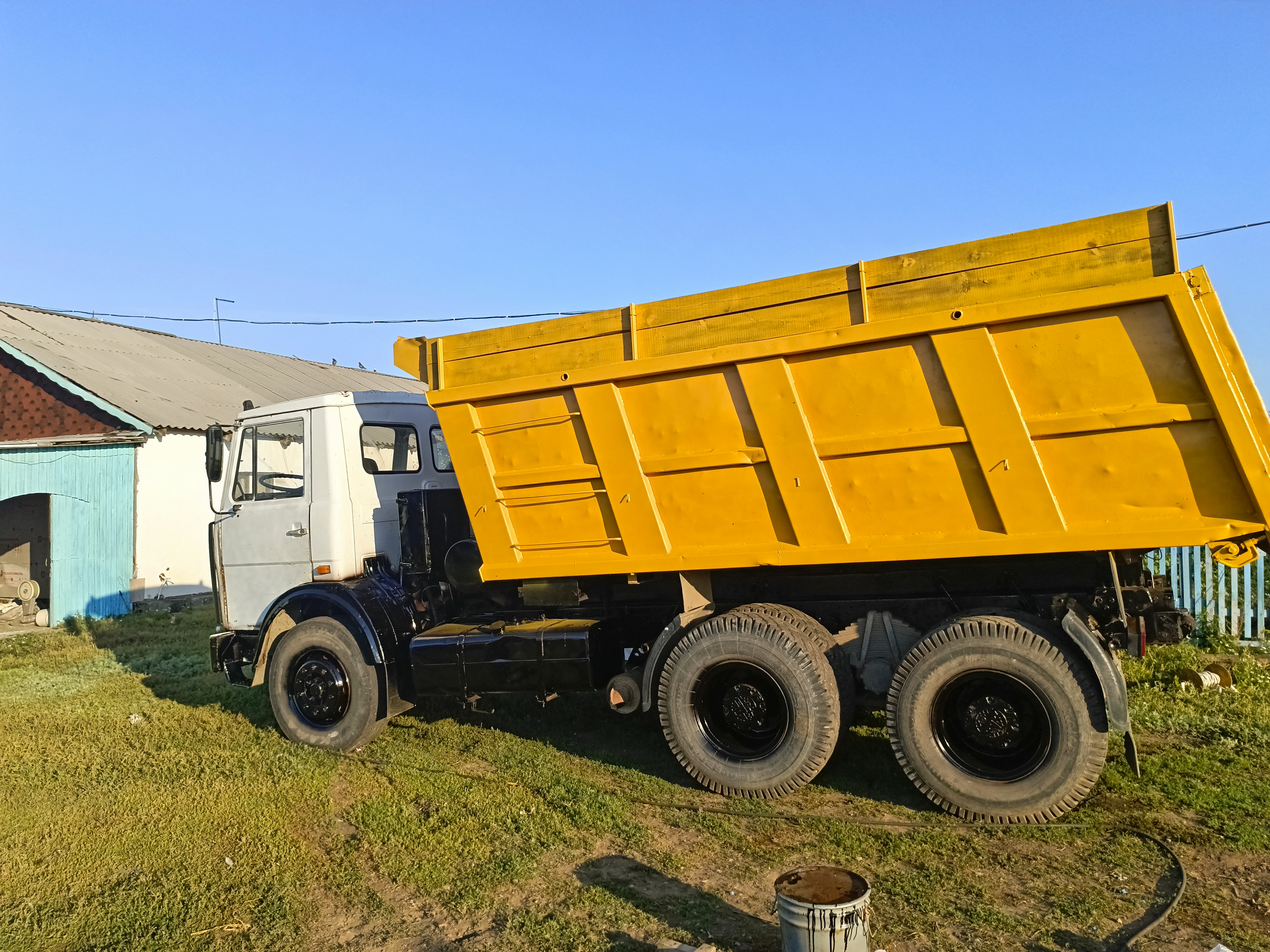 Самосвал от собственника Николай