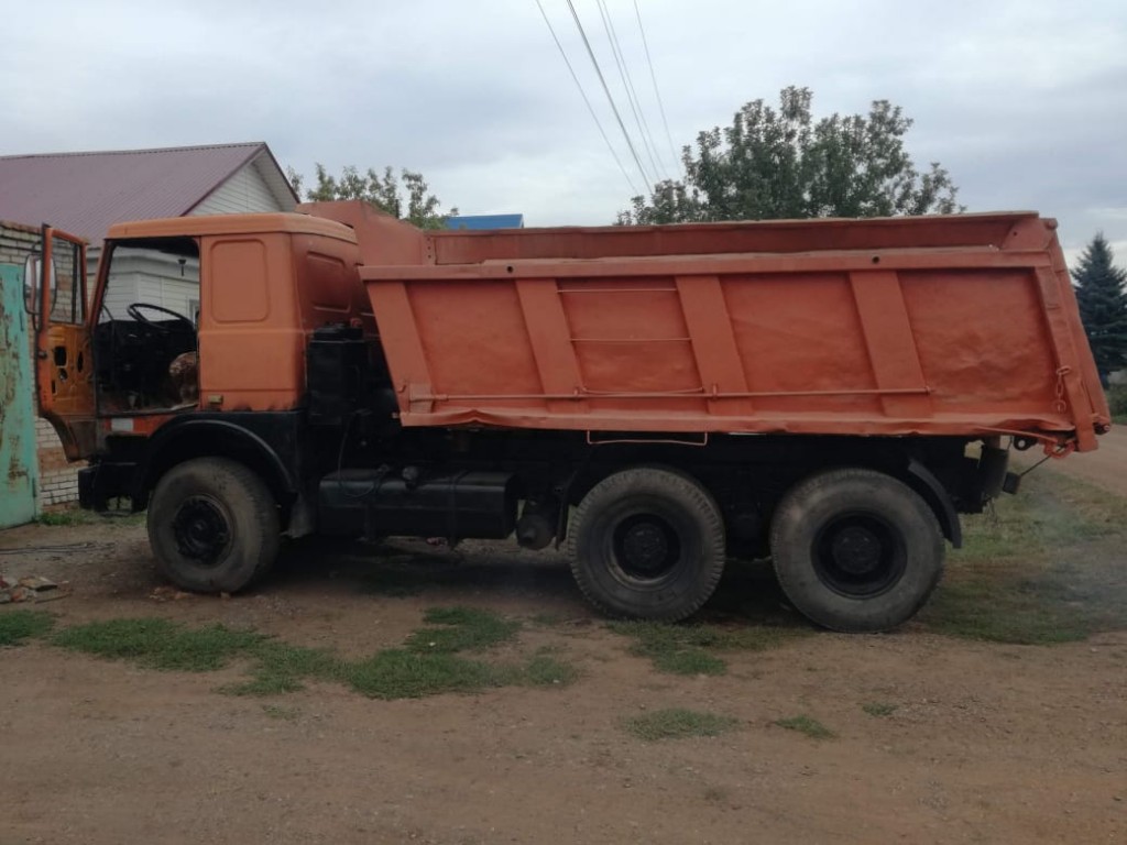 Услуги самосвала МАЗ. Доставка, перевозка грузов.