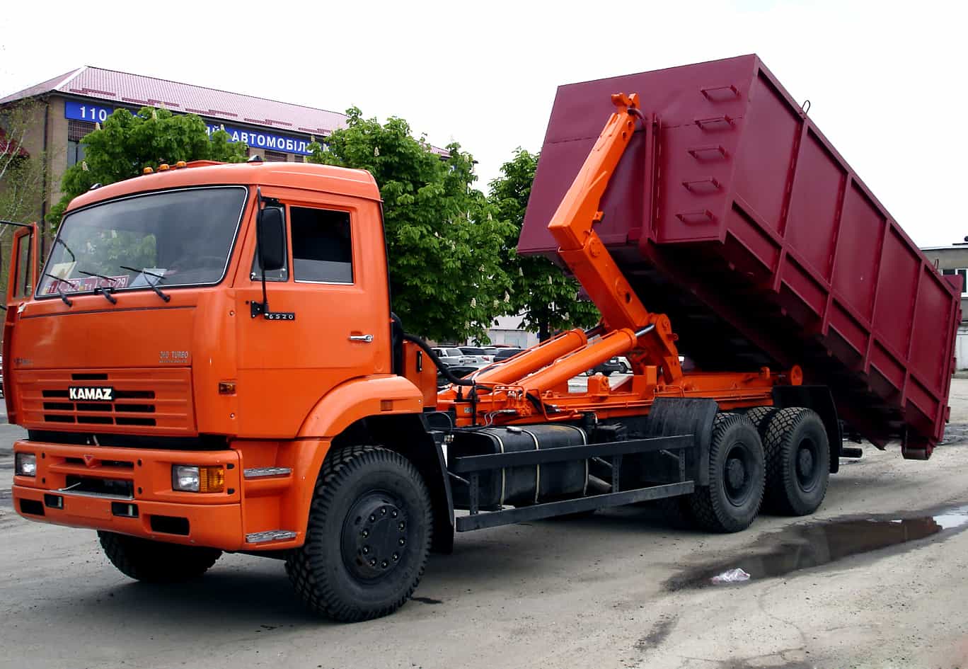 Услуги спецтехники от собственника Нина