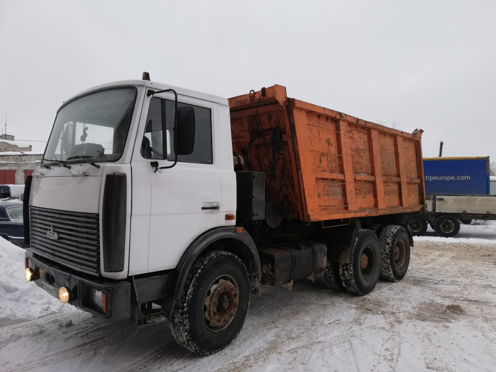 Самосвалы 20-25тн аренда. Доставка, перевозка.