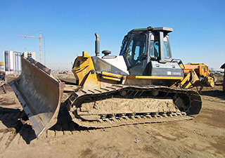 Бульдозер KOMATSU D61 в аренду