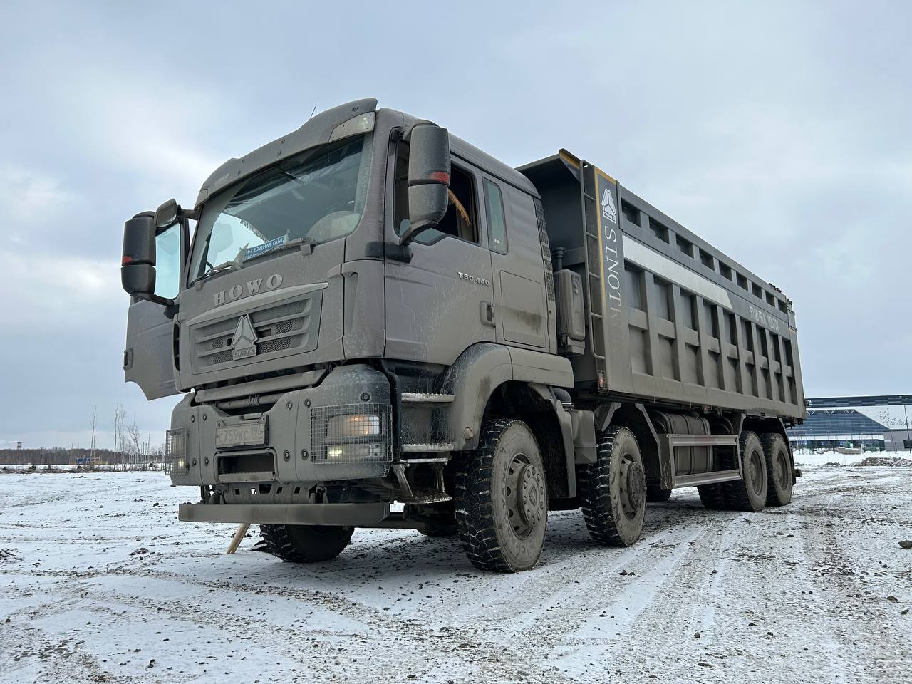 Аренда Самосвалы 8х4 22-28-30-35 кубов. 15 единиц