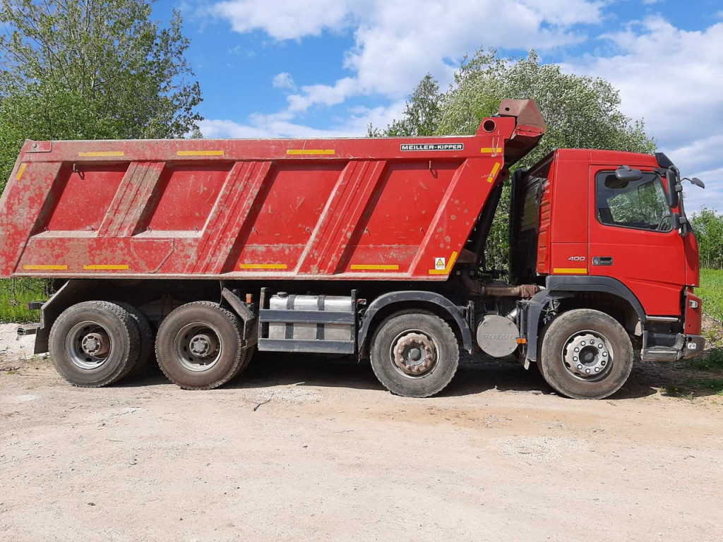 Перевозки нерудных, сыпучих материалов самосвалом