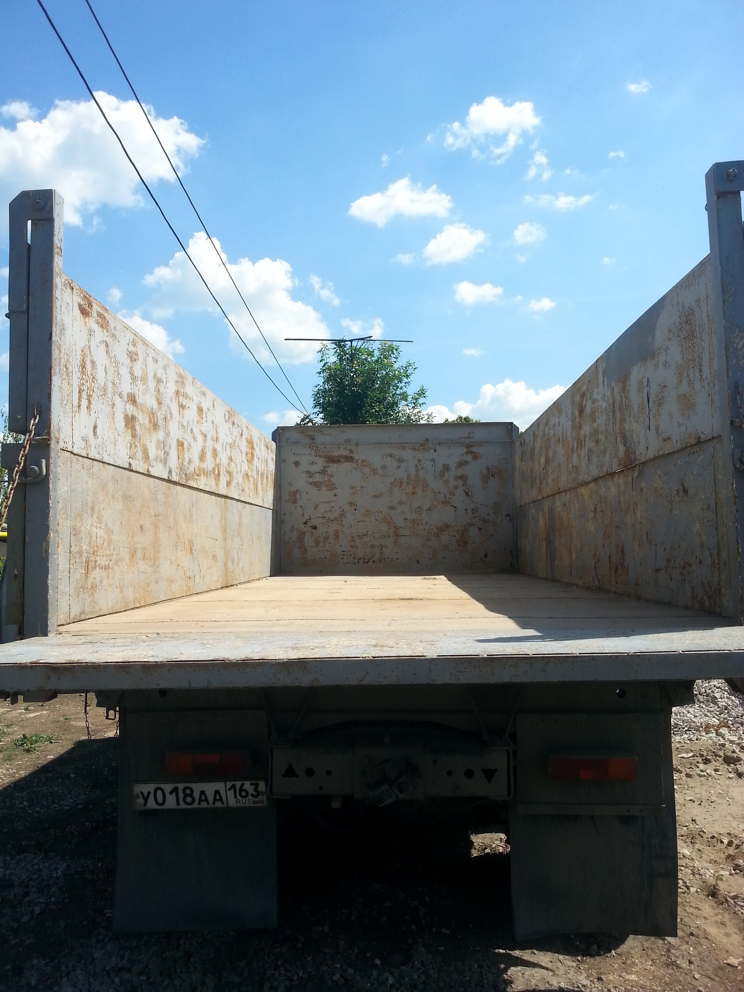 Самосвал. Песок, чебень, чернозём. Вывоз мусора.