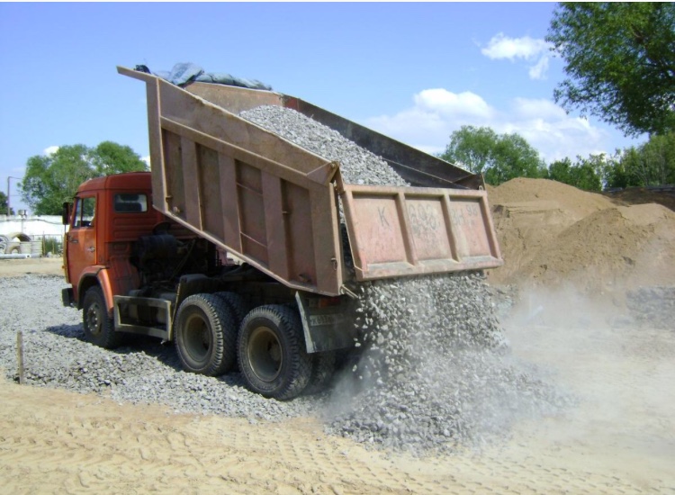 Услуги КАМАЗА самосвала. Песок, щебень доставка.