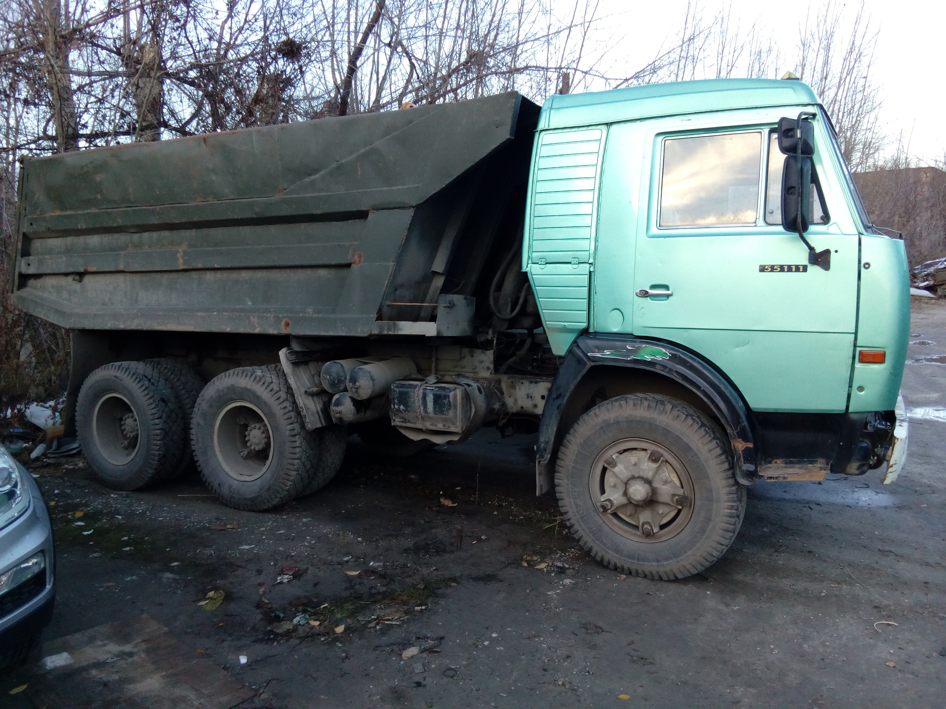 Услуги КамАЗа самосвала. Щебень, торф, чернозём.