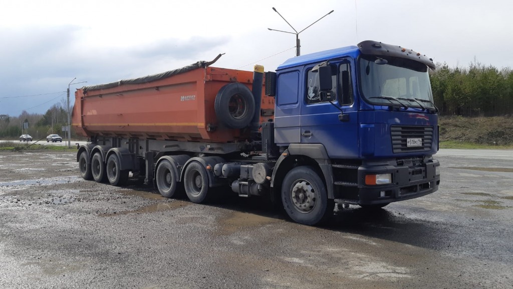 Тонар 30 куб, перевозка самосвальным тонаром.