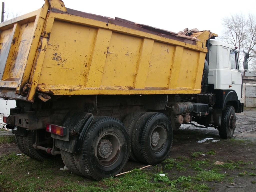 Сдам в аренду                            самосвал                            МАЗ 551605 от собственника Роман