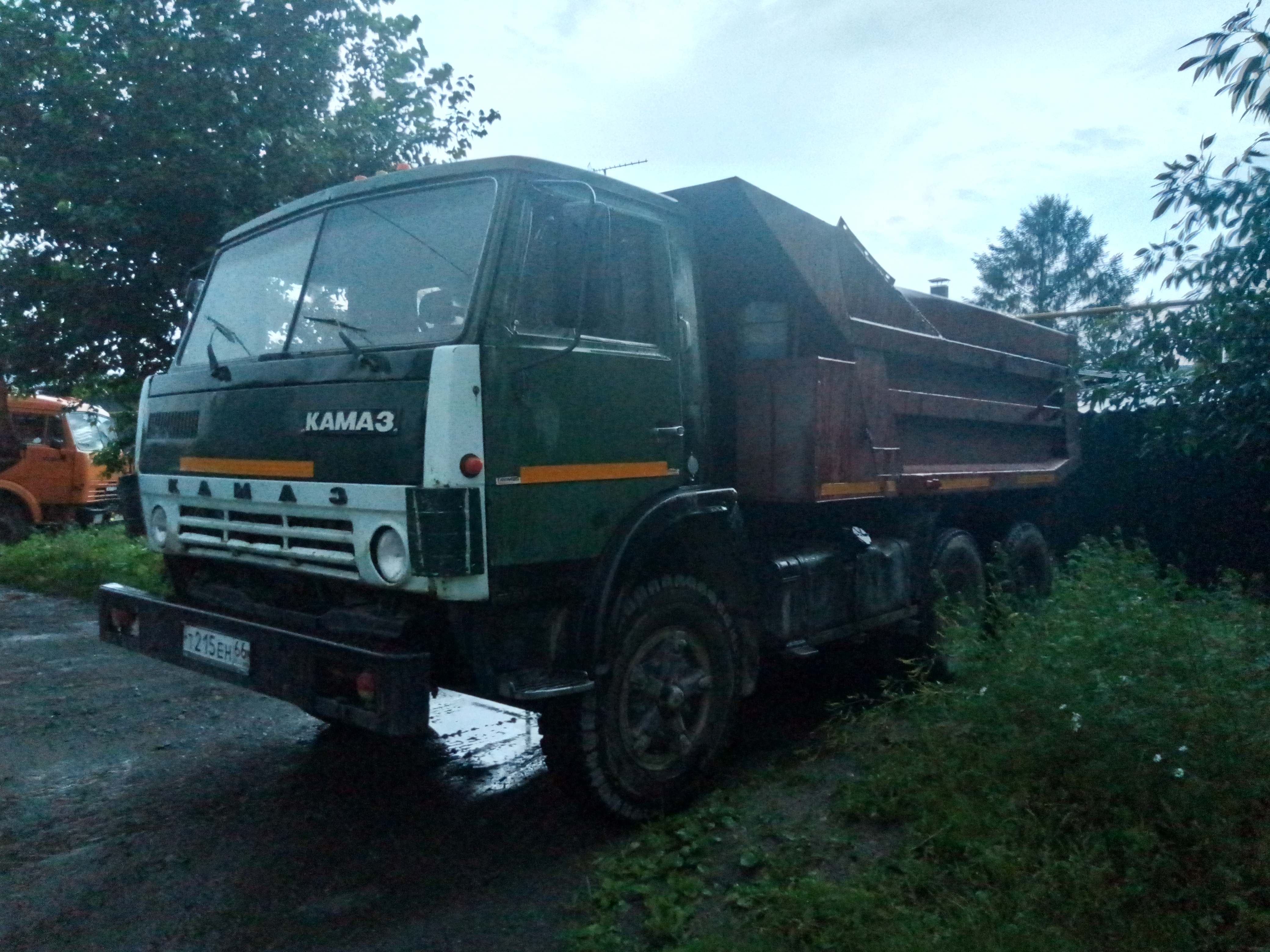 Самосвал 10-13 тонн