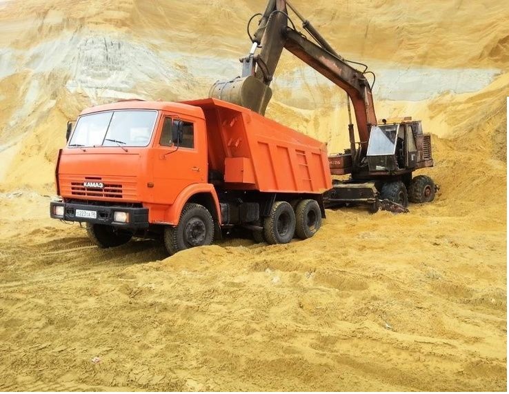 Аренда спецтехники, доставка инертных материалов