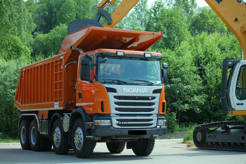 Грузоперевозки. Самосвал аренда.