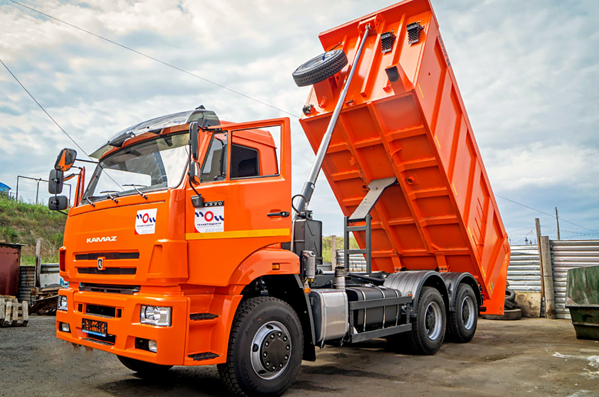 Услуги самосвала 20 кубов.