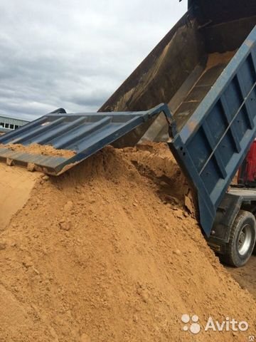 Самосвал  Volvoкарьерный в аренду.