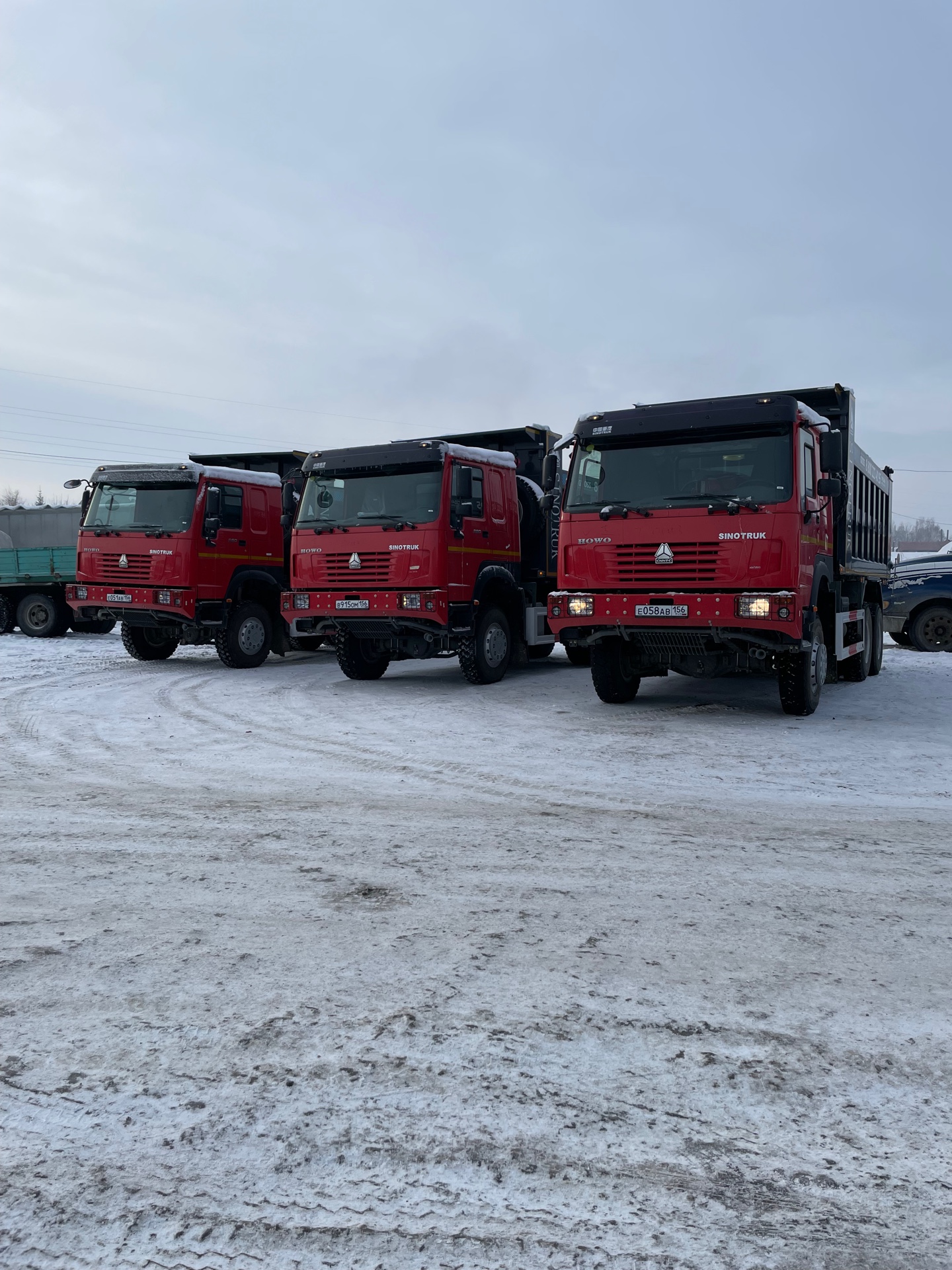 Перевозка сыпучих грузов. Самосвалы вездеход.
