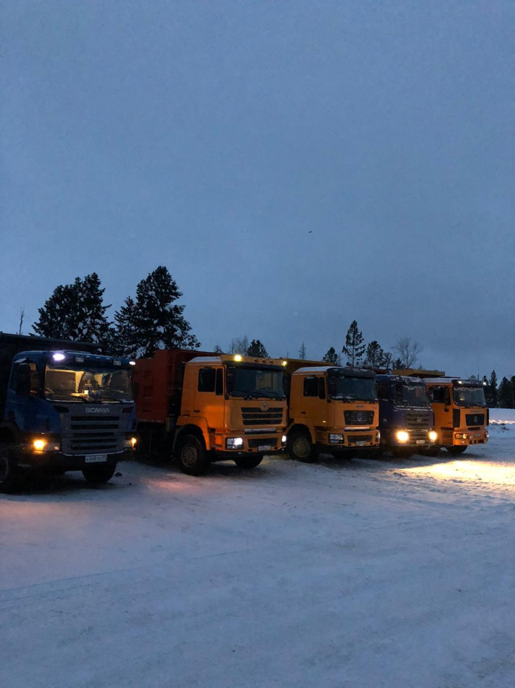 Услуги самасвала. Песок, щебень с доставкой.