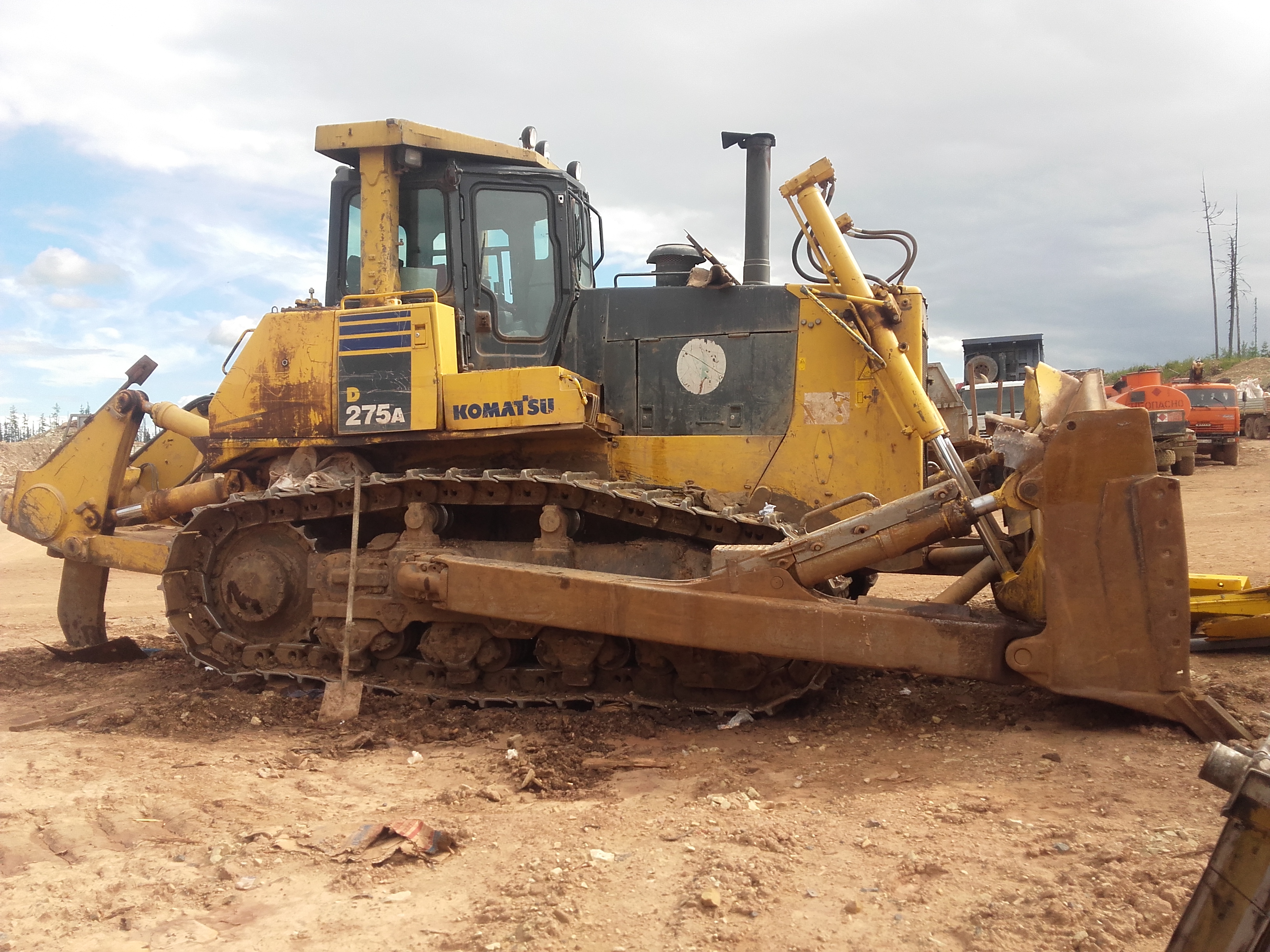 Аренда бульдозера от собственника Руслан