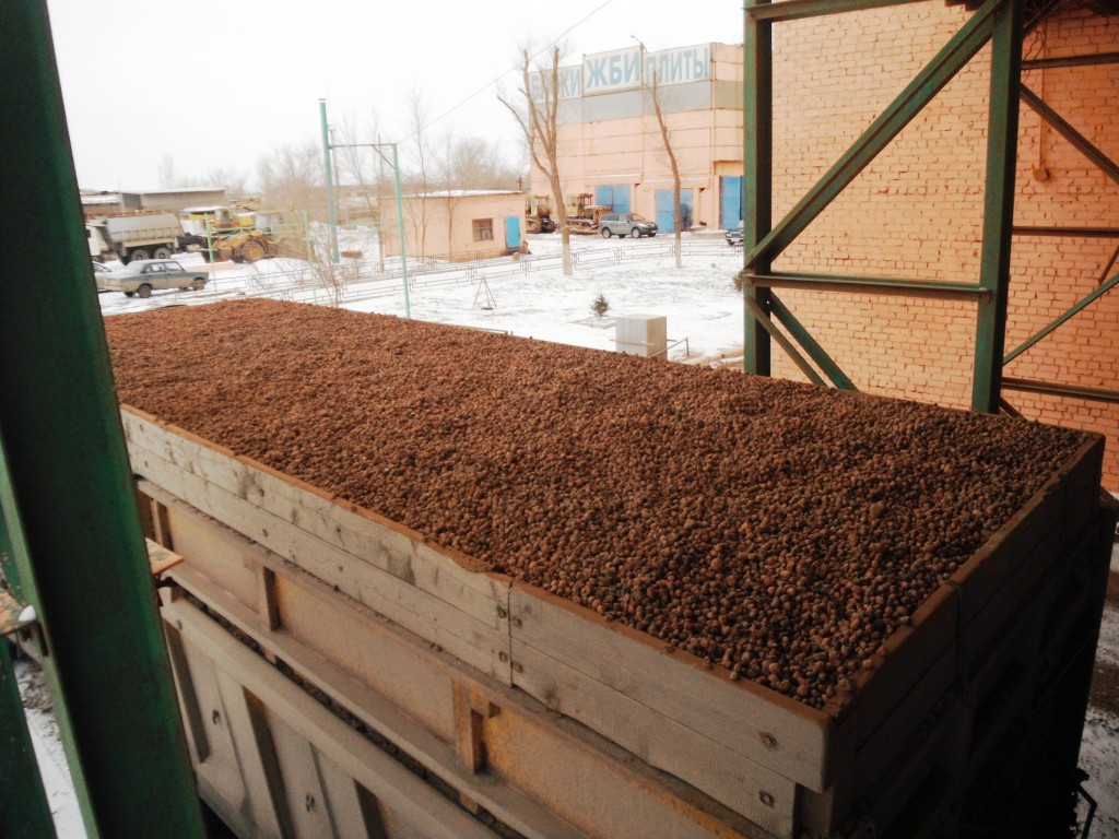 Самосвал МАЗ 551608