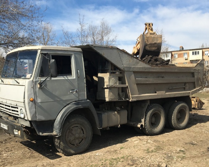 Самосвал аренда. Перевозка сыпучих грузов